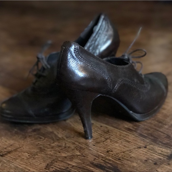 Nine West shoes - Picture 2 of 3